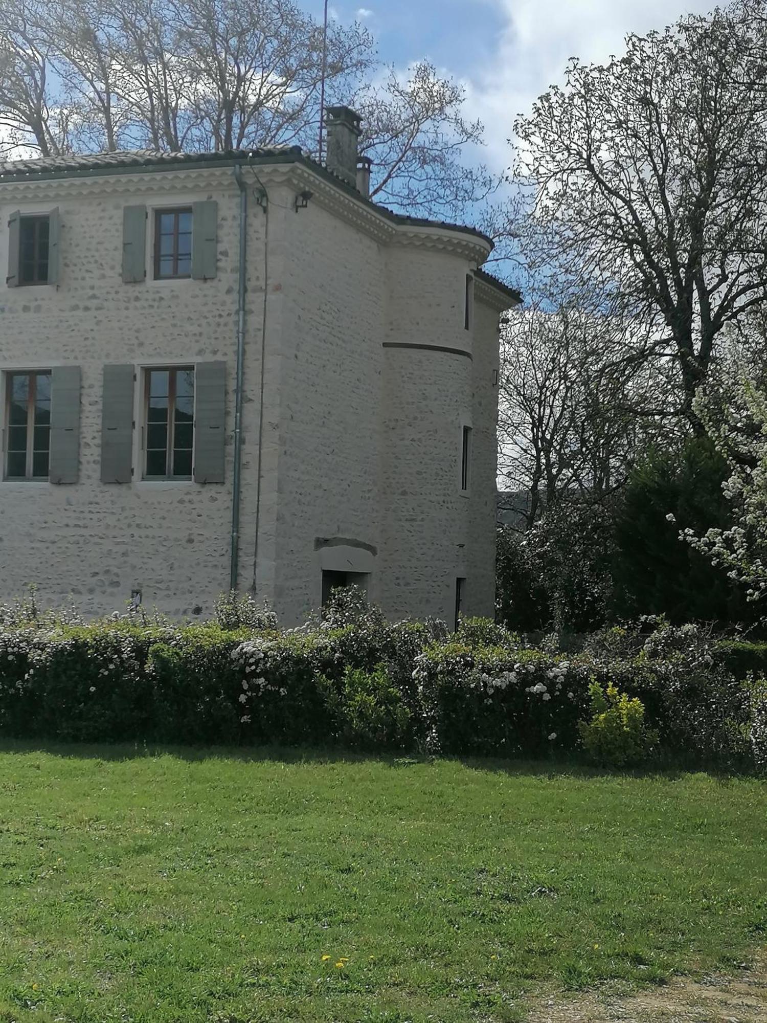 夏赫多尼庄园酒店 Saulce-sur-Rhône 外观 照片